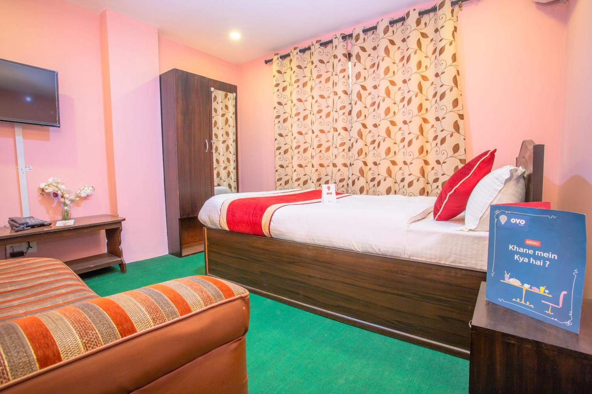 Oyo 137 Hotel Pranisha Inn Pashupatināth Exterior foto