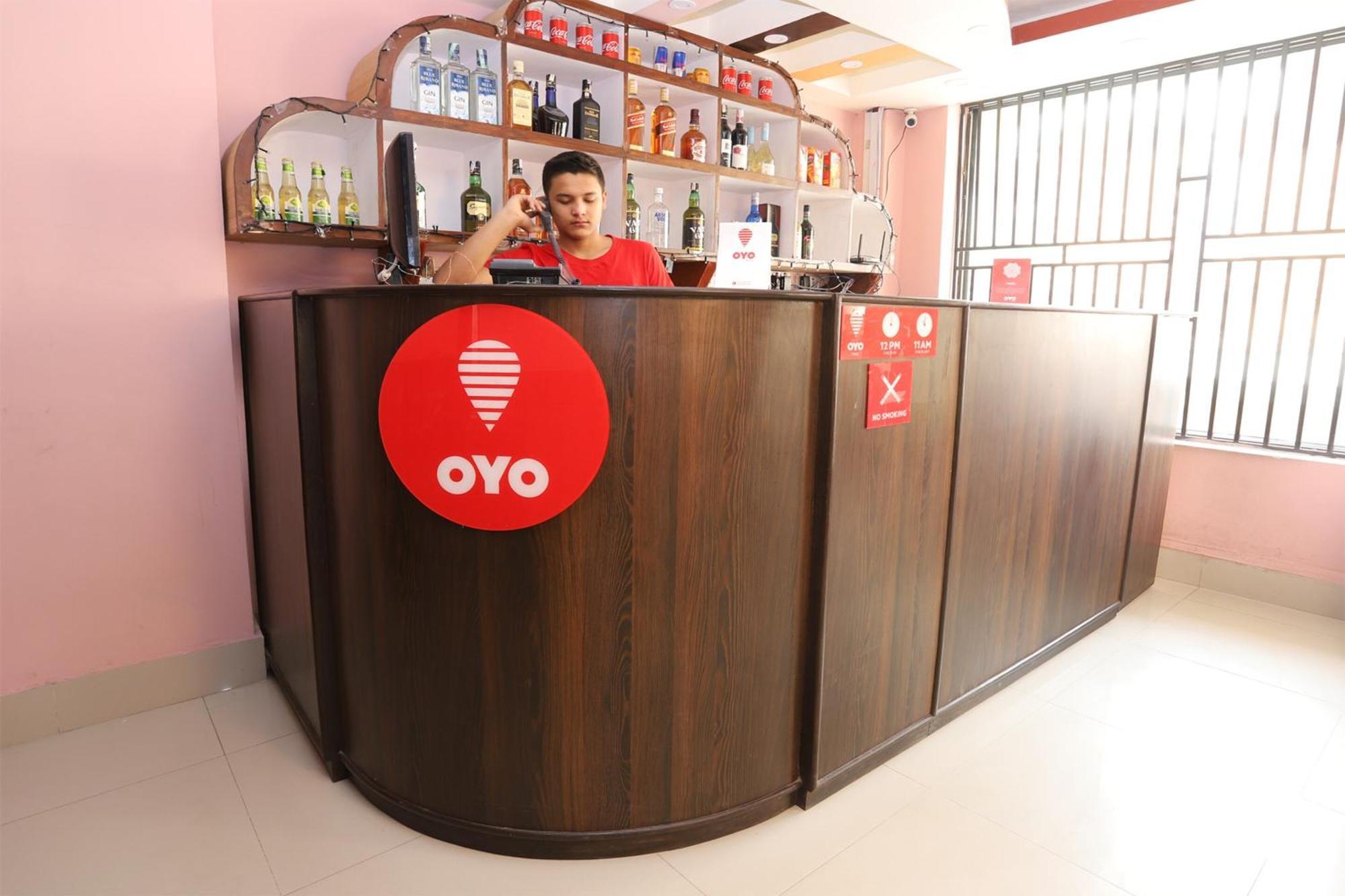 Oyo 137 Hotel Pranisha Inn Pashupatināth Exterior foto